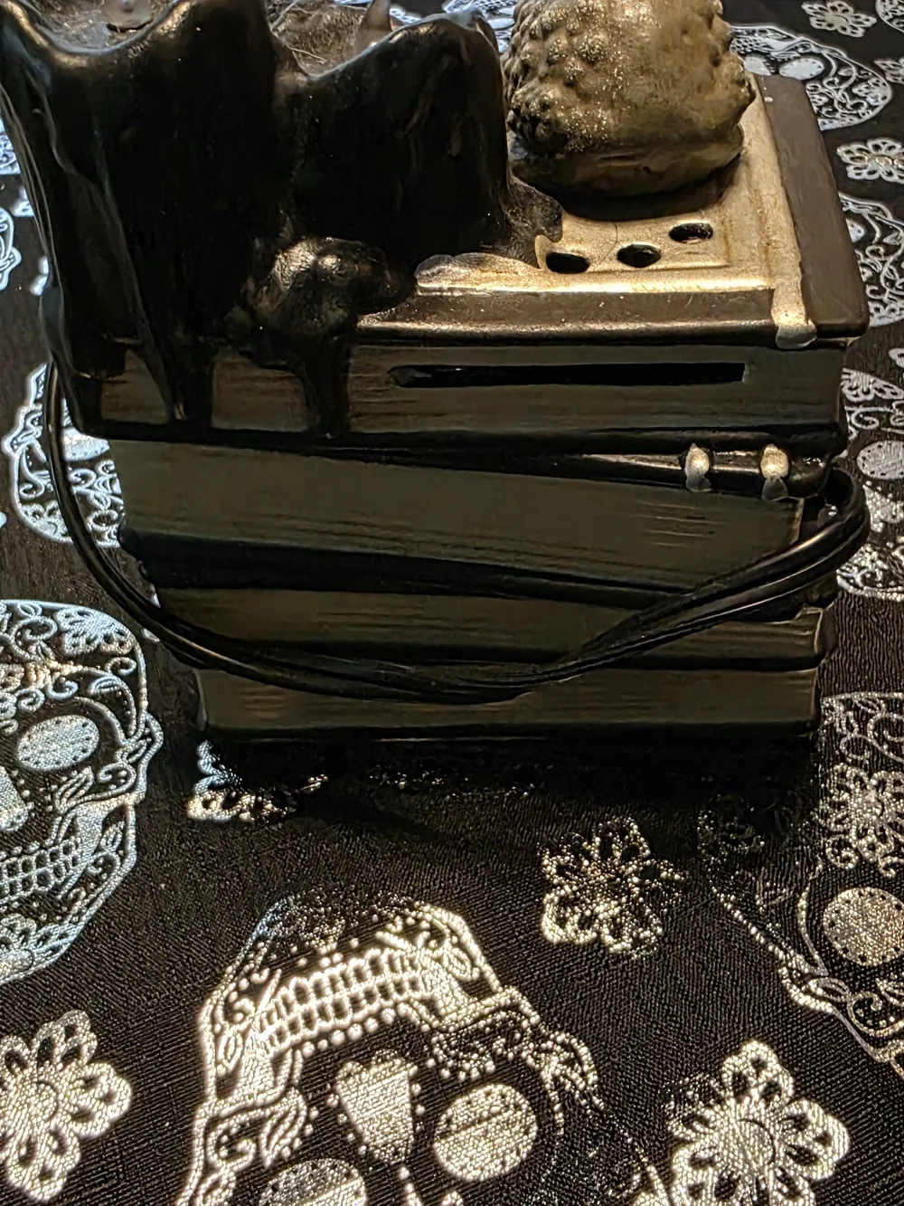 Witchy Spell Books Wax Warmer With Wax Melts & Silicone Molds